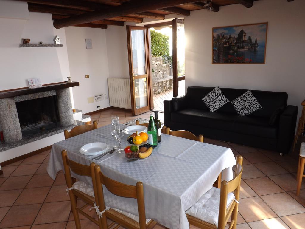 Exclusive Villa Crotto Lake View Varenna Rum bild