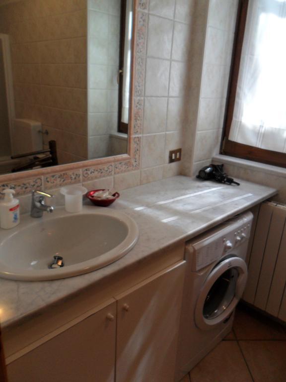 Exclusive Villa Crotto Lake View Varenna Rum bild
